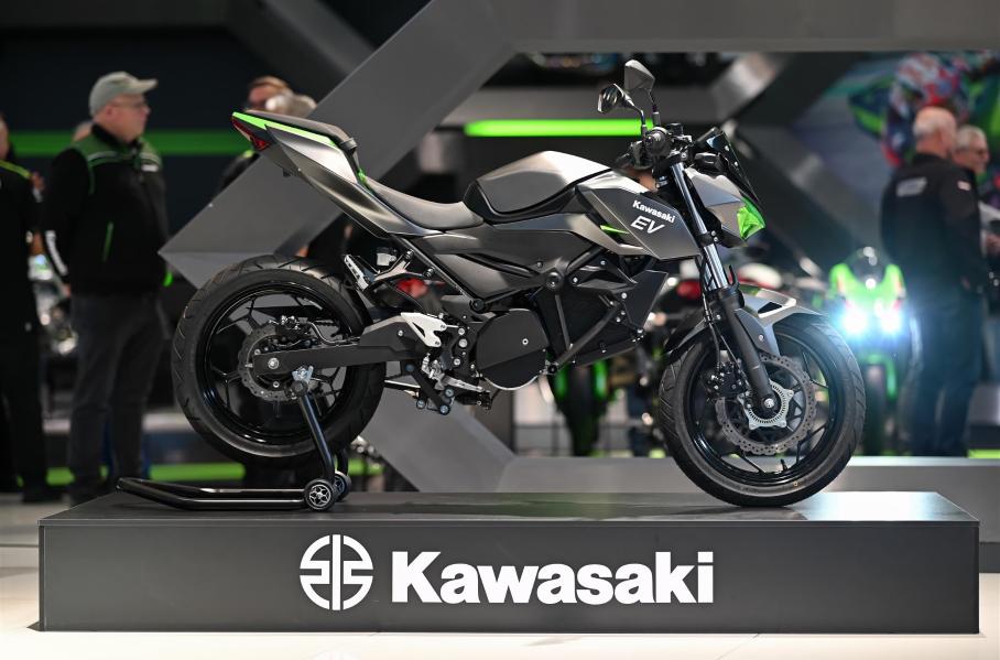 Kawasaki показала прототип первого электрического мотоцикла