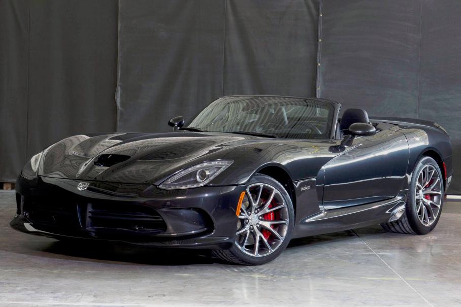 Неожиданная техника с мотором от Dodge Viper