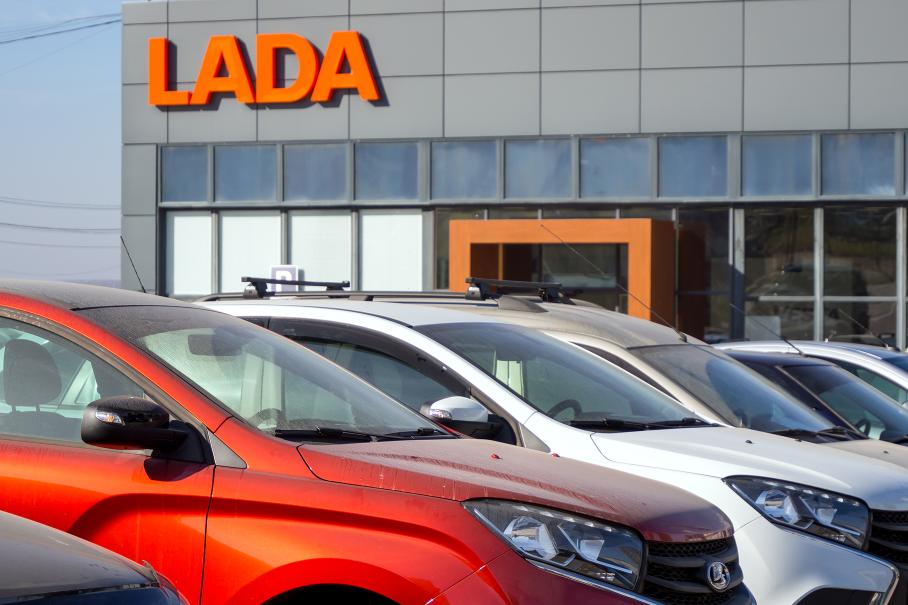 В России продали рекордное количество автомобилей за последние семь месяцев