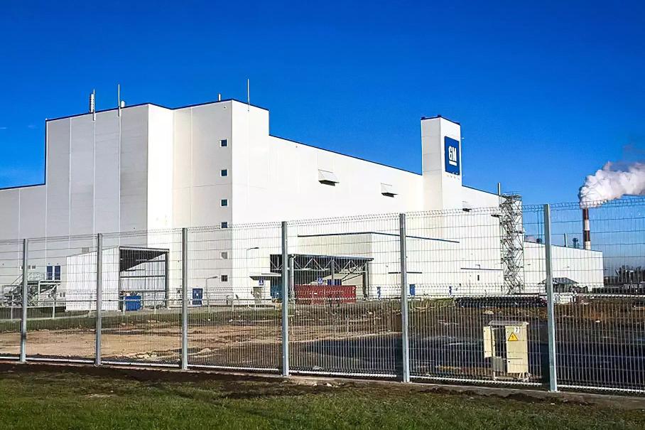 Hyundai разрешили перестроить бывший завод GM в Санкт-Петербурге