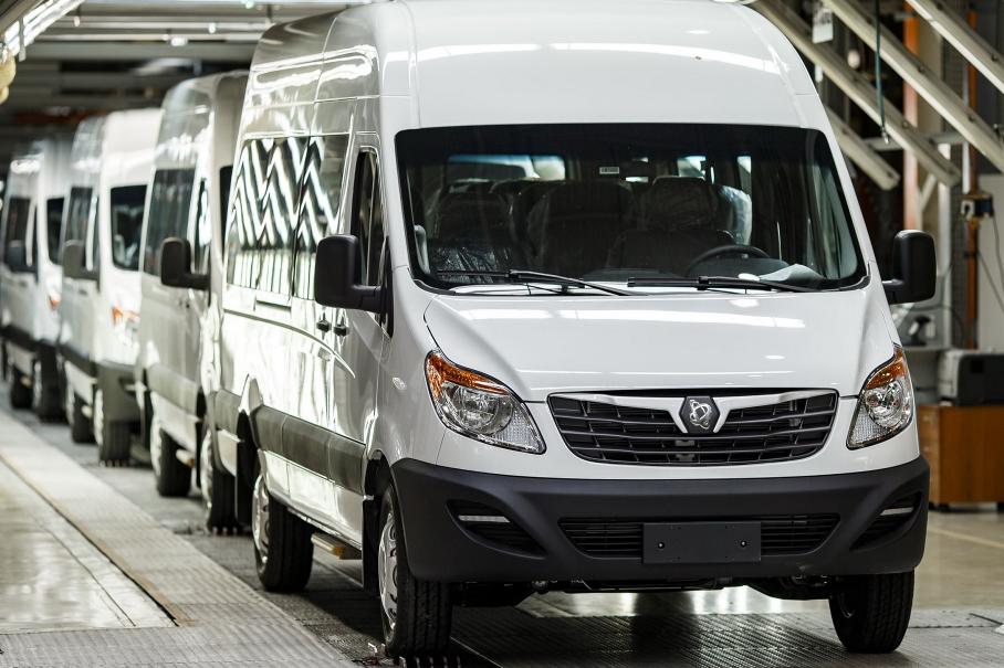 Sollers раскрыл цены на новые российские фургоны, заменившие Ford