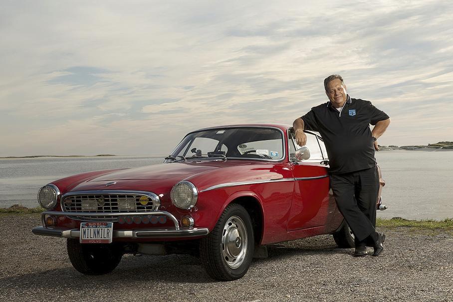 «Гроб для Белоснежки»: полвека универсалу Volvo 1800 ES