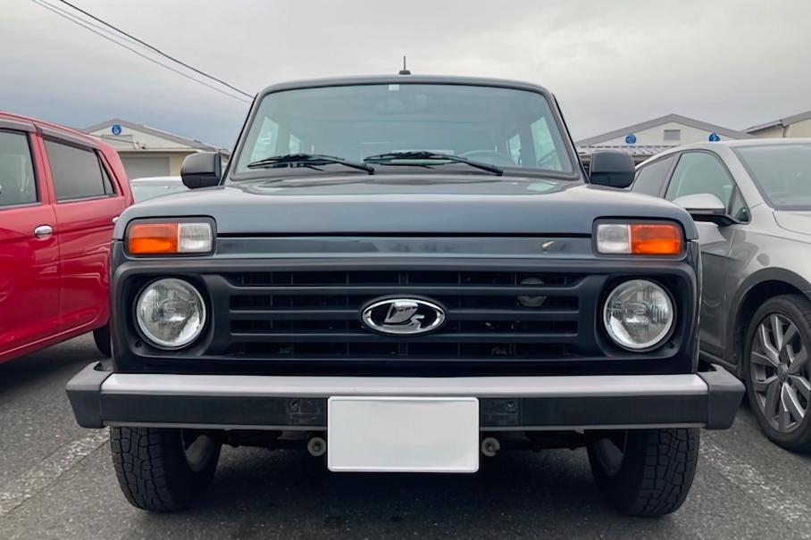 В Японии появились Lada и УАЗ из Казахстана