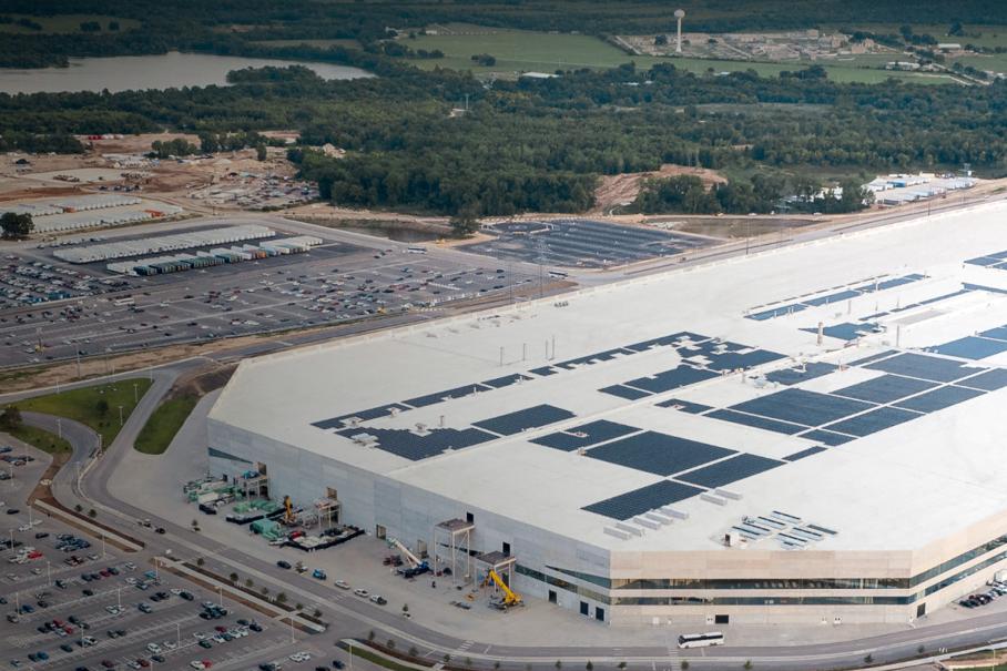 «Гигафабрика» Tesla в Техасе выпускает по три тысячи кроссоверов в неделю