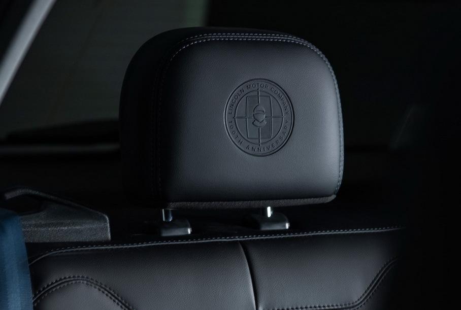 Lincoln выпустит особый седан и внедорожник в честь векового юбилея