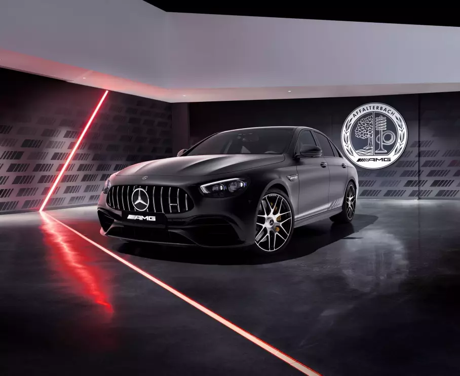 Для Японии сделали прощальную серию суперседана Mercedes-AMG E 63