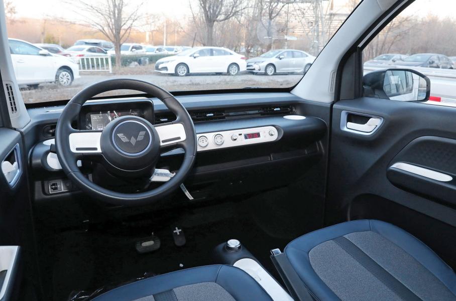 Интерьер Wuling Mini EV Convertible, autohome.com.cn