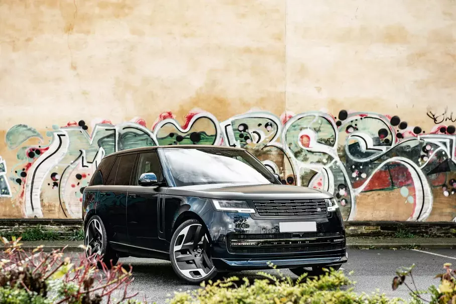 Project Kahn представил доработки нового Range Rover