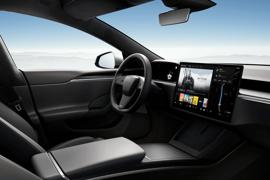 Tesla вновь оснащает Model S и Model X обычным рулем вместо штурвала