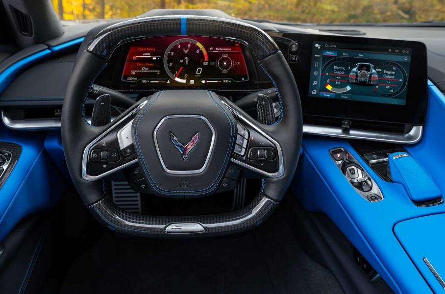Интерьер Chevrolet Corvette E-Ray