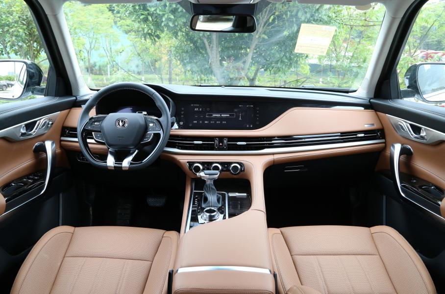 Интерьер Changan CS95, autohome.com.cn