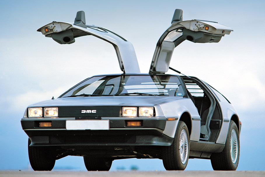 DeLorean DMC-12