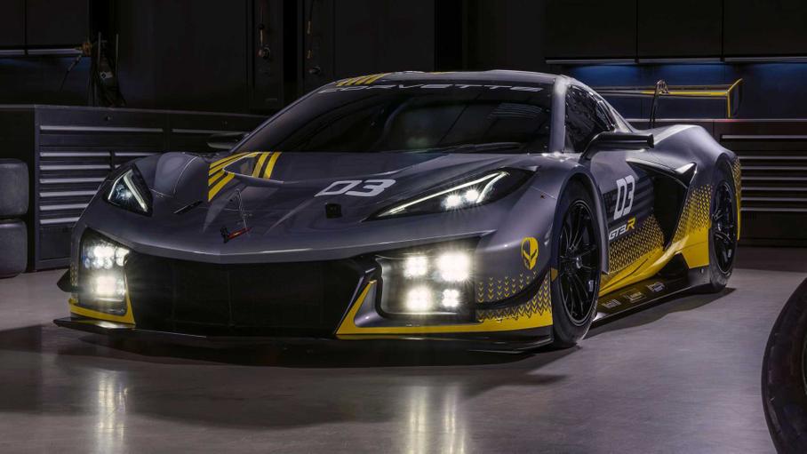 Chevrolet представил гоночный Corvette Z06 GT3.R