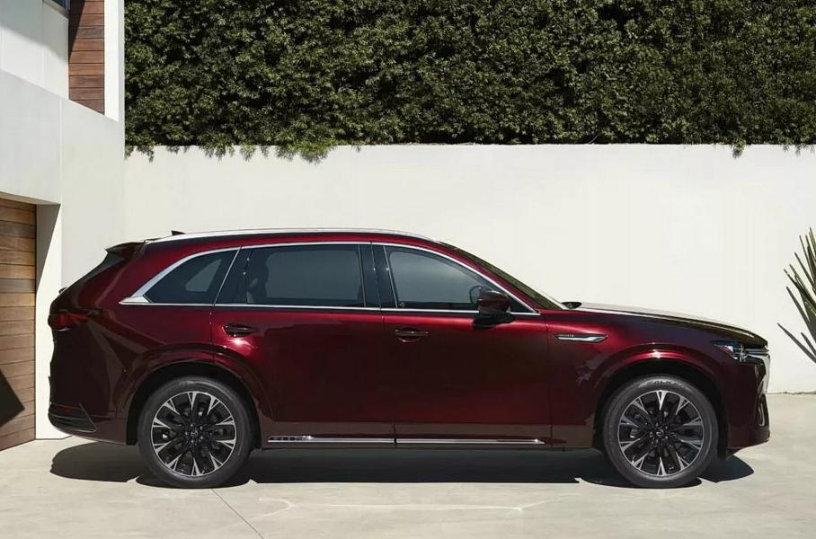 Представлен новый флагман Mazda — трёхрядный кроссовер CX-90