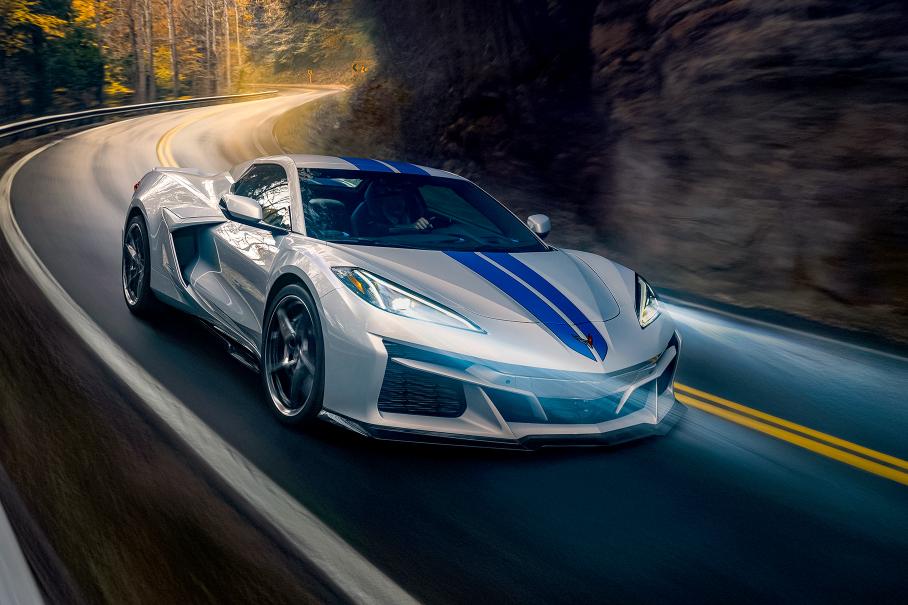 Chevrolet Corvette E-Ray 3LZ