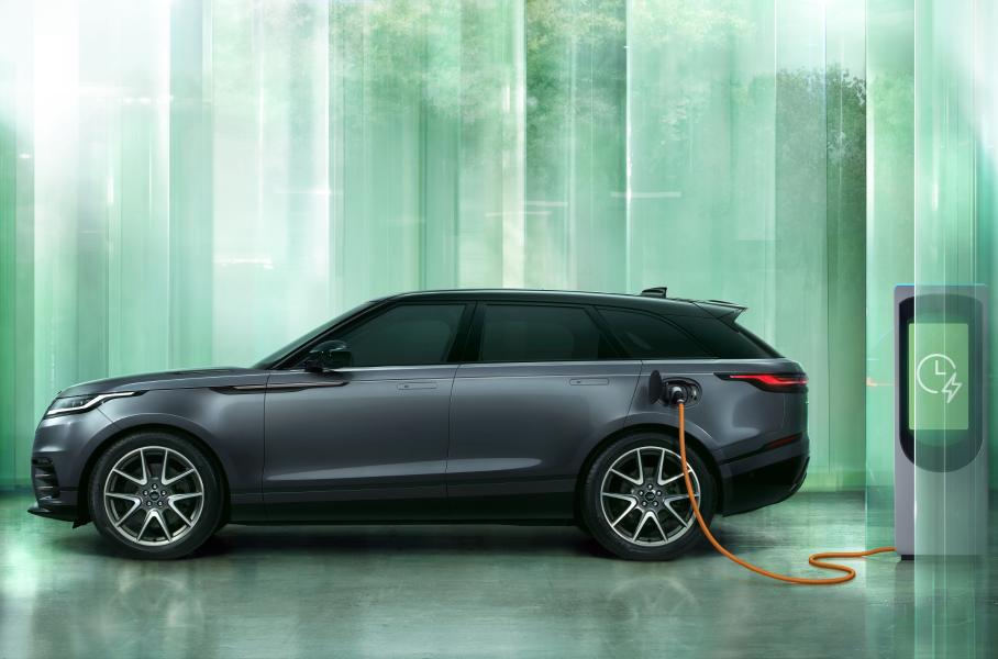 Представлен обновленный Range Rover Velar