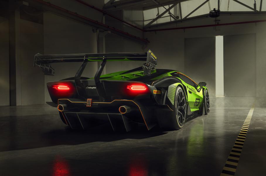 Lamborghini Essenza SCV12