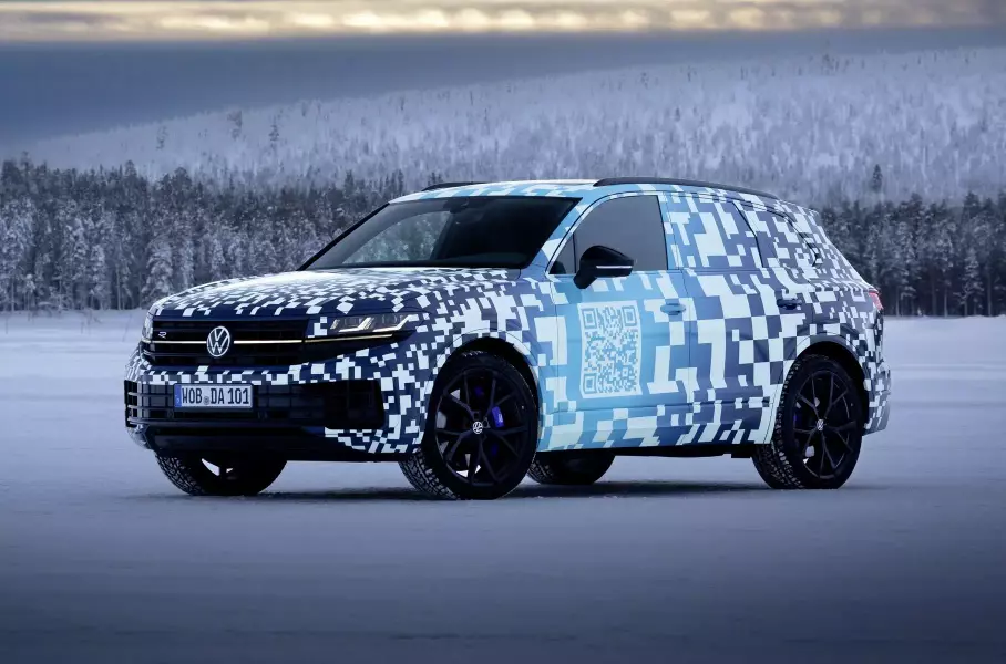 Новый Hyundai Solaris, обновлённый Volkswagen Touareg и прощальная Audi TT: главное за неделю