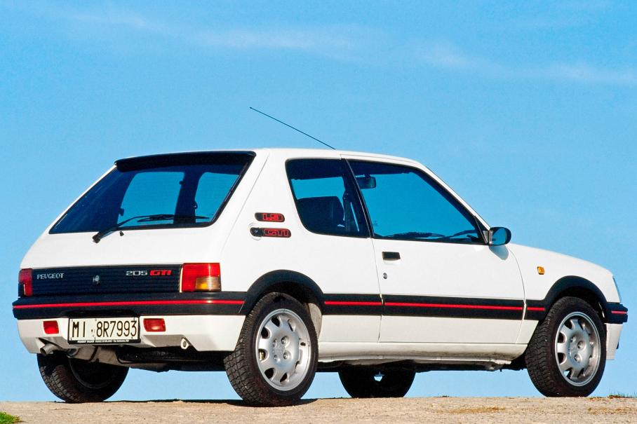 Cладкая французская булочка: 40 лет Peugeot 205