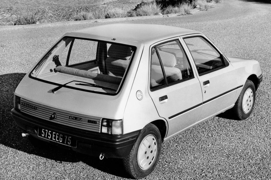 Cладкая французская булочка: 40 лет Peugeot 205