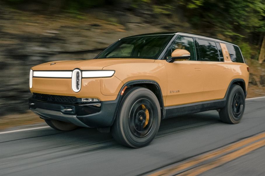 У внедорожников Rivian появится модификация с упрощенной техникой