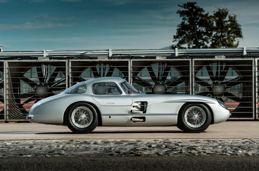 В 2022 году классические автомобили стали самой выгодной инвестицией