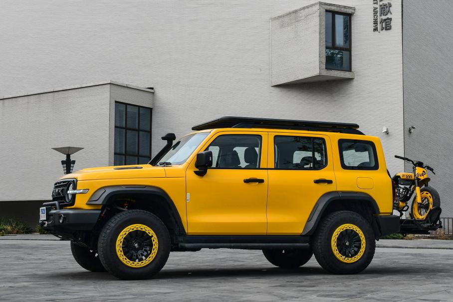 Tank 300 Frontier Edition