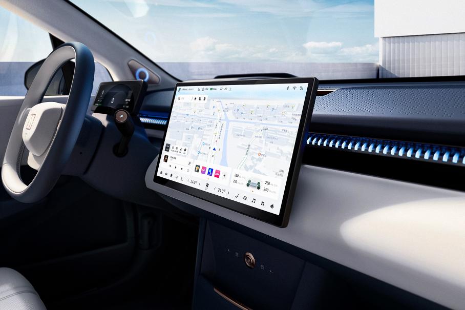 Видео: как выглядит движущийся экран в салоне кроссовера Zeekr