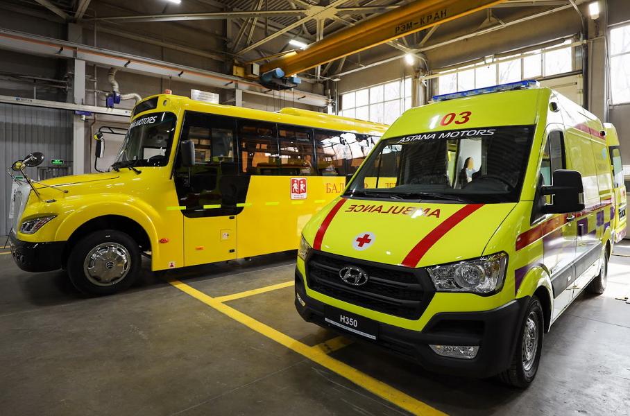 В Казахстане школьников пересадят на автобусы американского типа