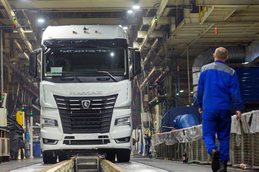 Новым КамАЗам пообещали сверхэффективный двигатель