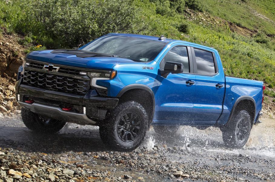 Внедорожный пикап Chevrolet Silverado ZR2 обзавелся дизельным двигателем