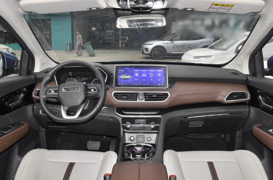 Салон Dayun Yuanzhi M1