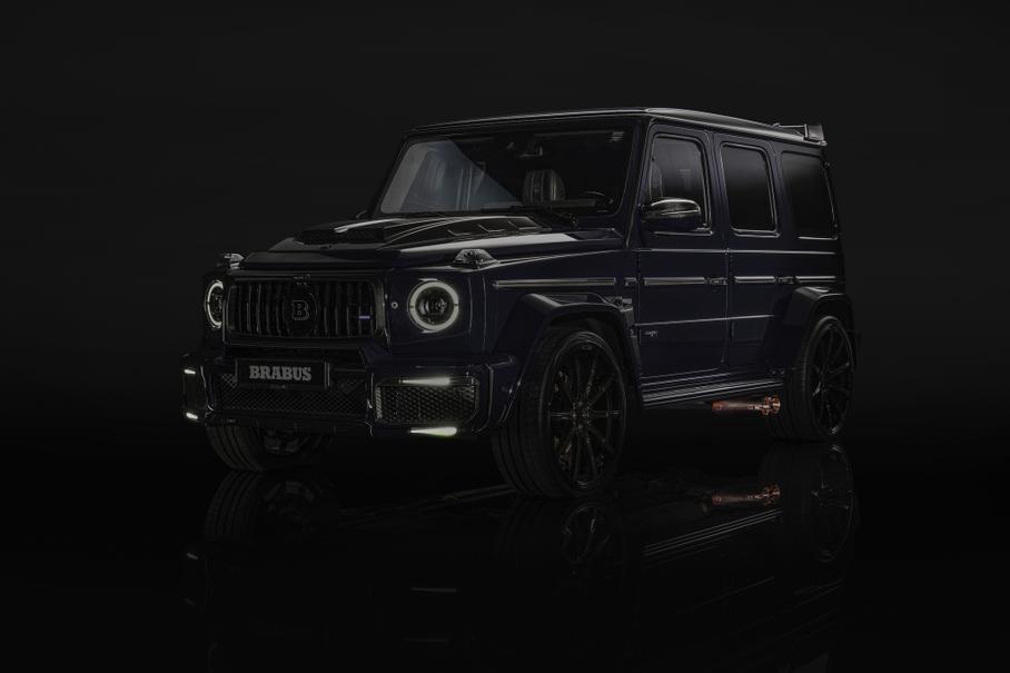 Brabus выпустил 900-сильный G-Class в комплекте с катером и часами