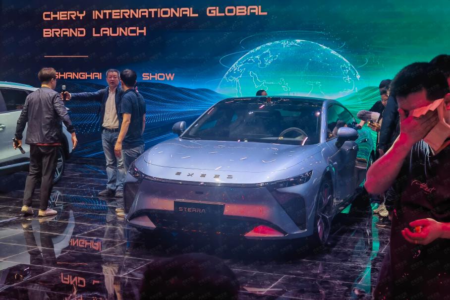 Каким получился первый седан премиальной китайской марки Exeed