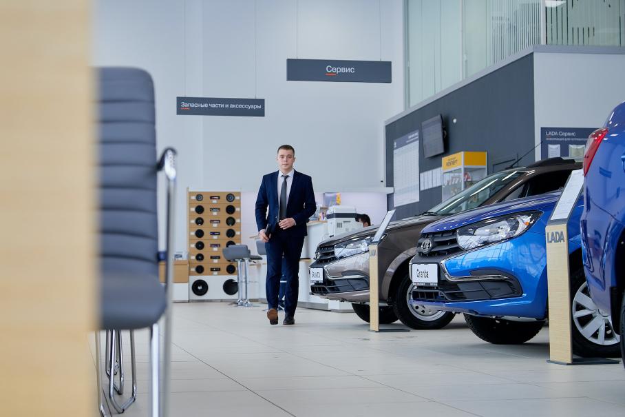 АвтоВАЗ опять поднимет цены на свои автомобили