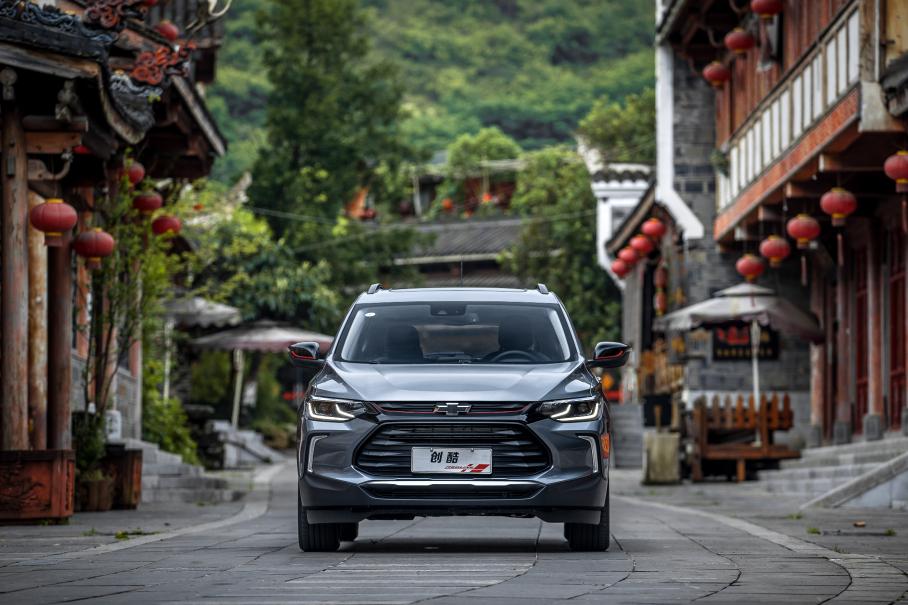 Chevrolet Tracker Redline