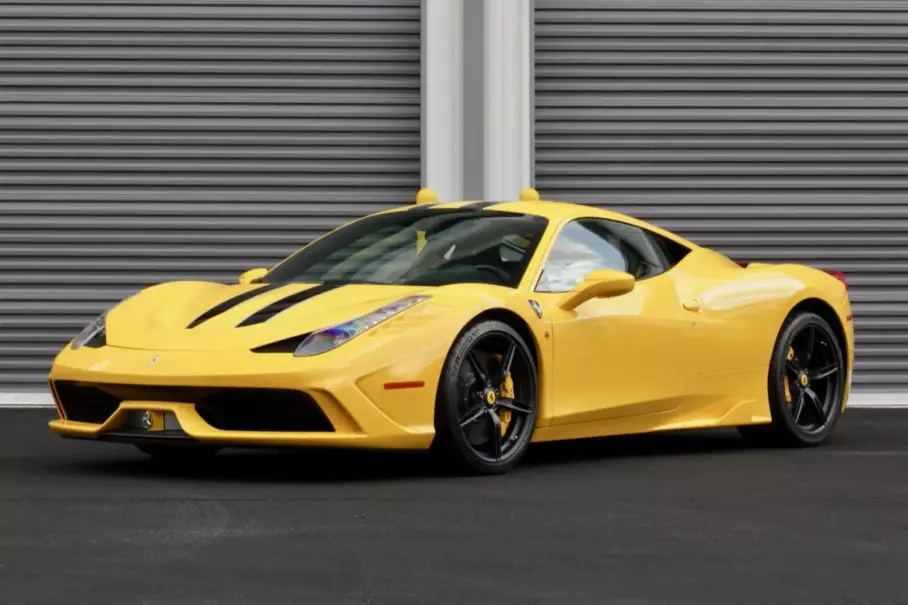 В продаже появилась редкая Ferrari 458 Italia