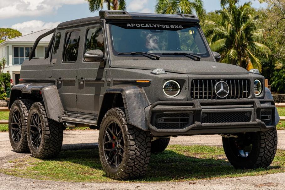 Трёхосный пикап на базе нового «Гелика» продадут на аукционе