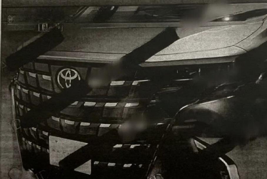 Новый минивэн Toyota Alphard: дата премьеры и подробности