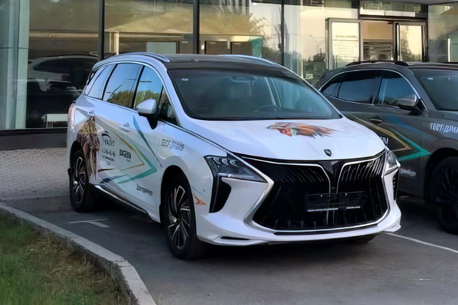 Dongfeng Forthing Yacht