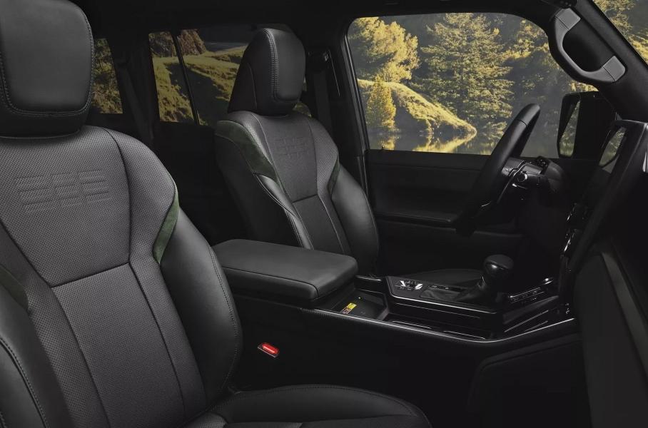 Салон нового Lexus GX