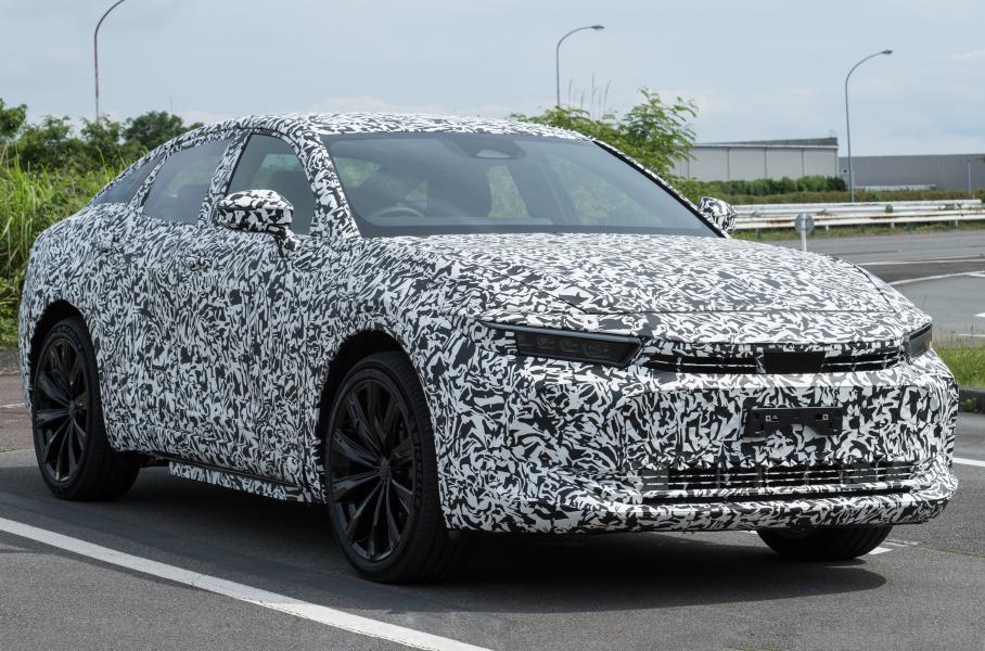 Электрические Toyota смогут проезжать без подзарядки больше 1500 километров