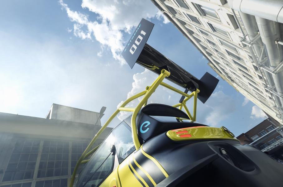 Крошечный электрокар Opel Rocks Electric превратили в экстремальный багги