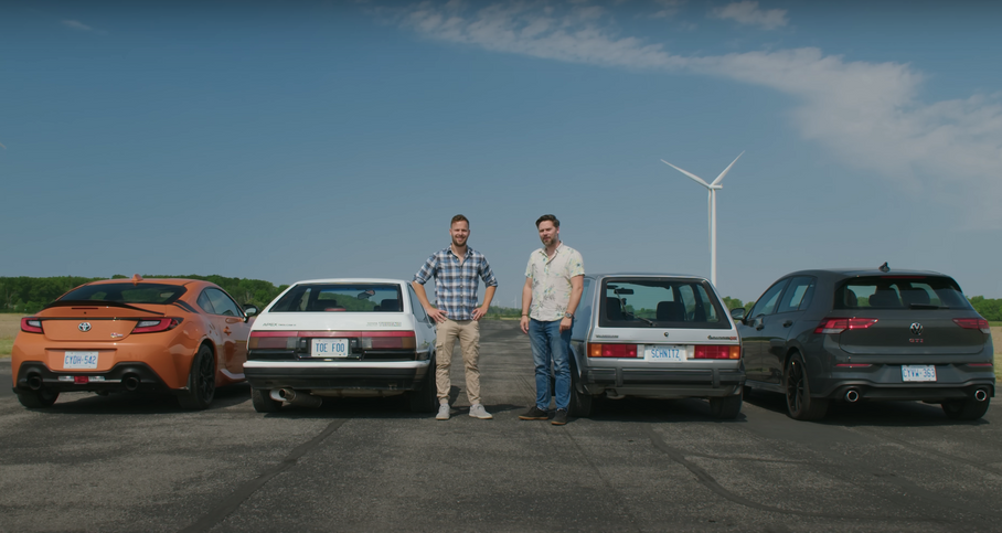 Видео: гонка спорткаров Volkswagen и Toyota сразу нескольких поколений