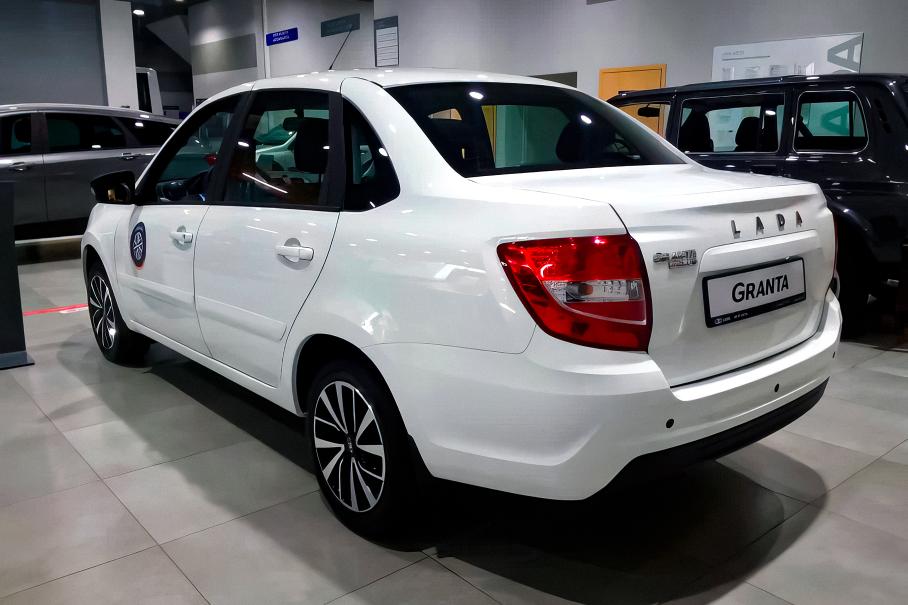 АвтоВАЗ вернет Granta версии Club и Cross Quest. Но есть нюанс