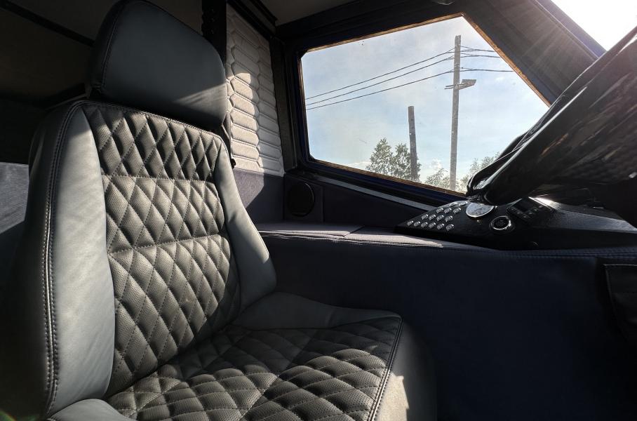 В России стартовали продажи нового вездехода от создателя «Шерпа»