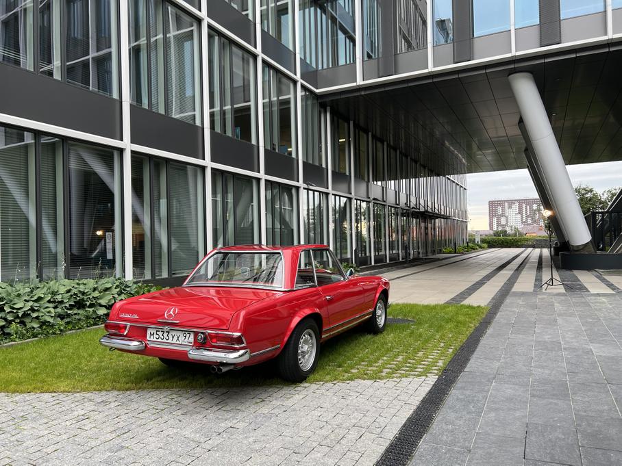 В Москве пройдет музыкальный фестиваль и выставка раритетных автомобилей