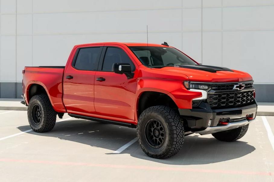 Стартовали продажи суперпикапа Jackal на базе Chevrolet Silverado