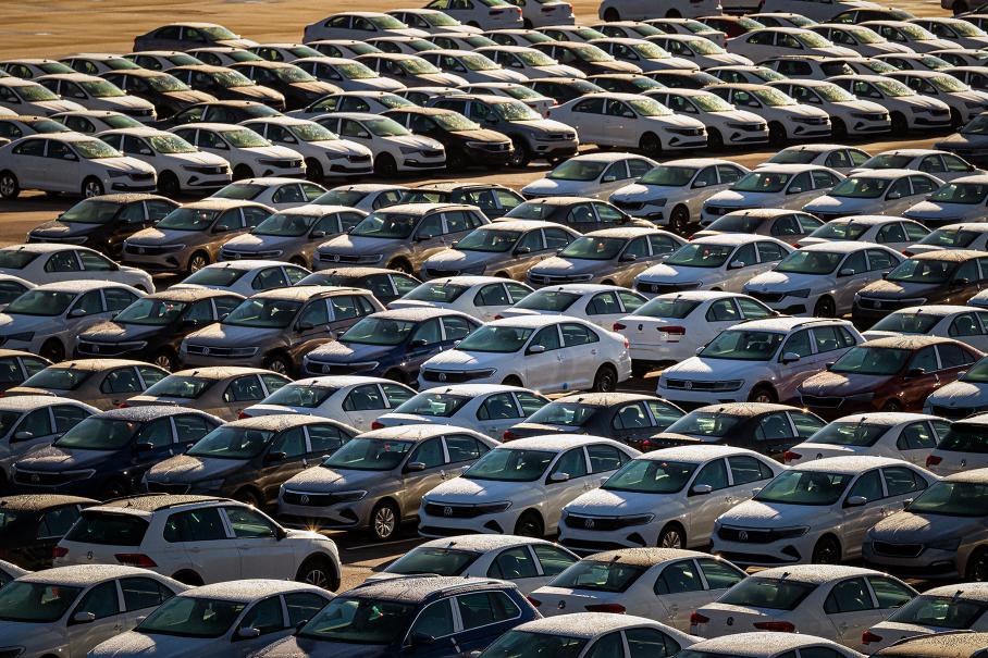 Импорт китайских машин в Россию взлетел в 6 раз