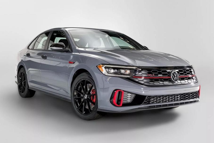 Volkswagen отметил юбилей Jetta, выпустив доступную спецверсию